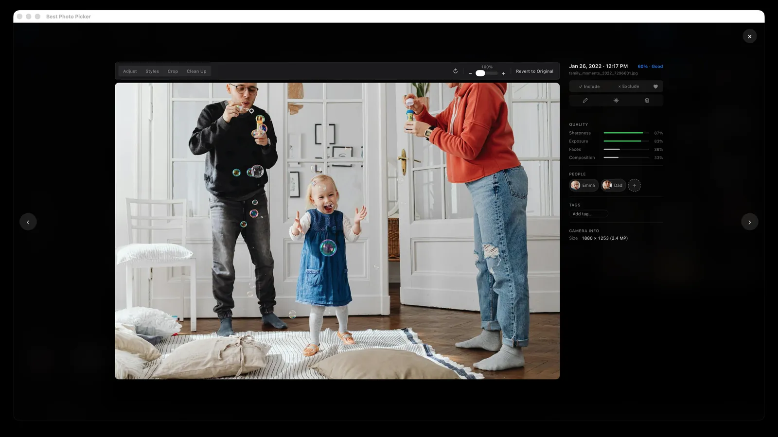 A photo open with its sharpness, exposure, faces and composition scores and the people in it